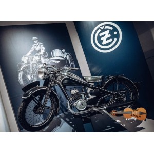 Логотип "ЧЗЕТ" (CZ) времен 1930-40х годов.